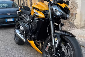 Triumph Street Triple RS 765 Gialla