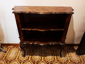 libreria o mobile corridoio