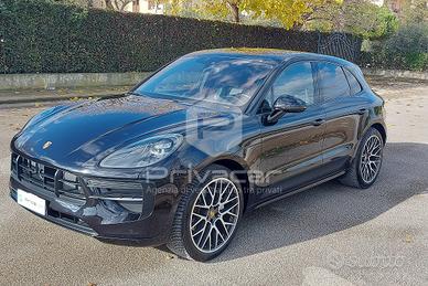 PORSCHE Macan 2.0