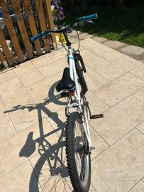 Bici bimbo B'Twin 20" – Da revisionare