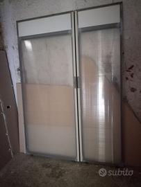 Porta scorrevole con telaio zincato