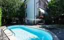 casa-indipendente-a-merone-con-piscina-e-box-doppi