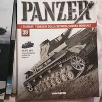 Fascicoli Panzer e aerei della seconda guerra mond