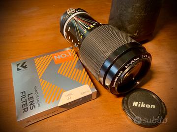 Obiettivo Nikon Zoom-Nikkor 80-200mm f/4.5 AI + UV