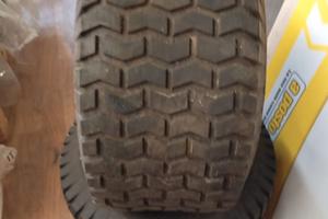 Pneumatici trattorino taglia erba