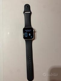 ⌚️  Apple Watch Series 4 - 44mm (Space Grey)