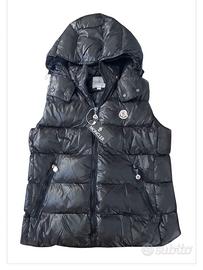 smanicato donna Moncler 