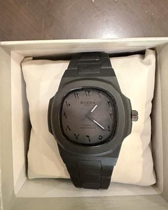 Ruzza watch