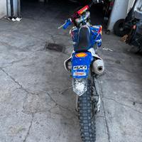 Cross yamaha 400