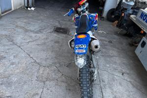 Cross yamaha 400