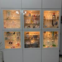 Mobile con vetrina a parete soggiorno