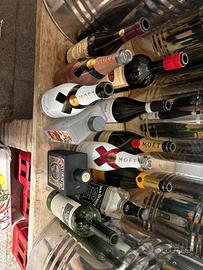 Bottiglie varie da collezione vuote