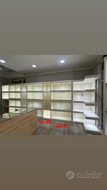Arredamento completo negozio