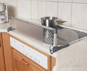 Paraschizzi per fornelli regolabile e ribaltabile