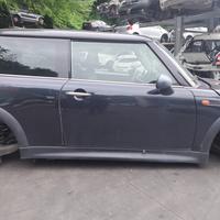 MINI ONE 2006 SOLO PER RICAMBI