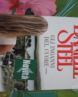 Libro di Danielle Steal "Gli inganni del cuore"