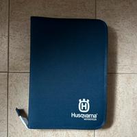 Porta documenti Husquvarna