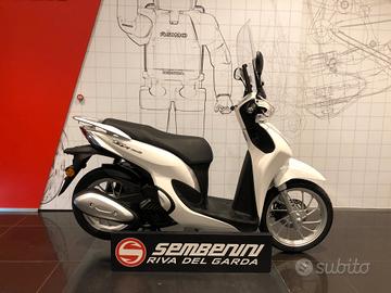 Honda SH Mode 125 White