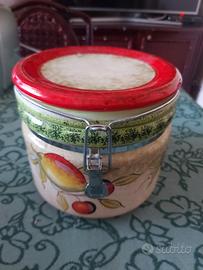 biscottiera con chiusura ermetica 