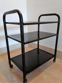 Carrello porta TV in ferro nero con rotelle