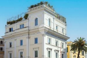 PALAZZINA A ROMA