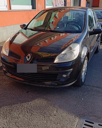 Renault Clio 3a serie Le Iene 1.2 100cv