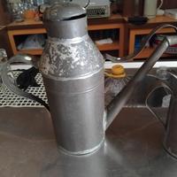 Coppia Antiche Oliere in Metallo Vintage