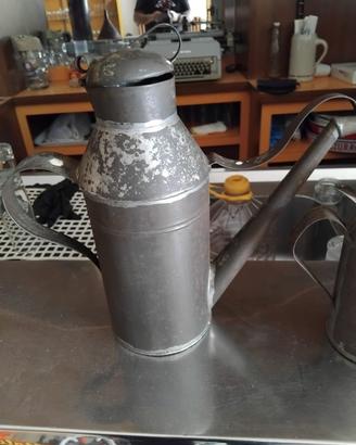 Coppia Antiche Oliere in Metallo Vintage