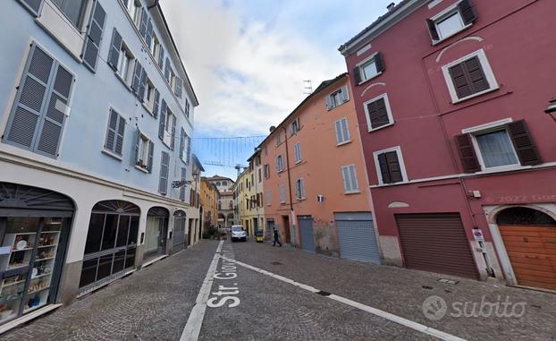 Monolocale in centro a Parma - 470,00 euro