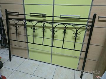 Letto matrimoniale in ferro battuto 