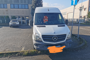 Mercedes Benz Sprinter