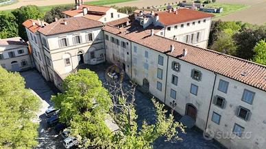 Appartamento di 130 m² con 4 locali a Calcinaia