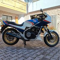 Honda VF 750 F Interceptor 1984 pronta all'uso