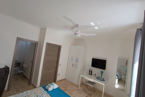 Stanza matrimoniale con bagno privato