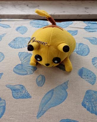 Pikachu peluche