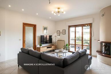 4 LOCALI A TORTORETO