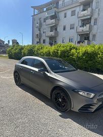 Classe A250e premium night edition