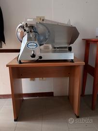 Affettatrice professionale 