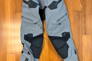 Pantaloni moto