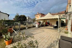 CASA SEMINDIPENDENTE A VITTORIO VENETO