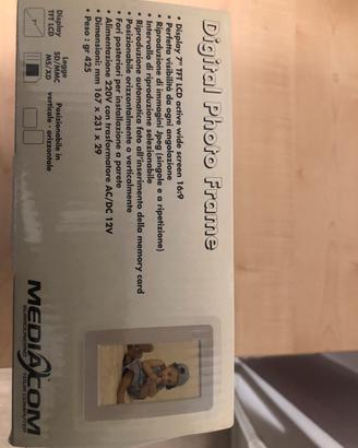 Digital photo frame - cornice elettronica