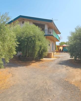 BELPASSO, VIA SANTA SOFIA Villa bifamiliare