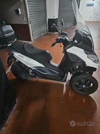 Piaggio Mp3 300