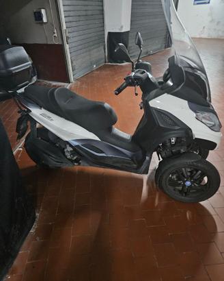 Piaggio Mp3 300