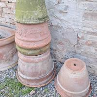 vasi vari in cotto