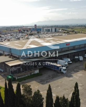 Capannone 745 mq con cortile Sestu