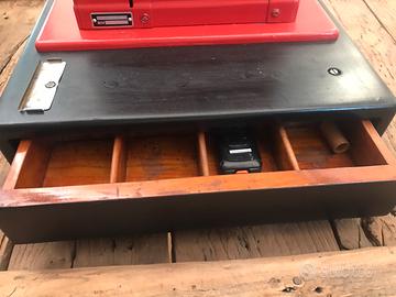 Registratore di cassa antica modello ric