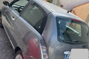 Lancia ypsilon benzina/gpl