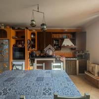 CASA INDIPENDENTE A CARTOSIO