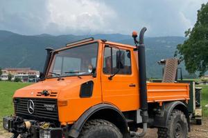 Mercedes unimog u 1200